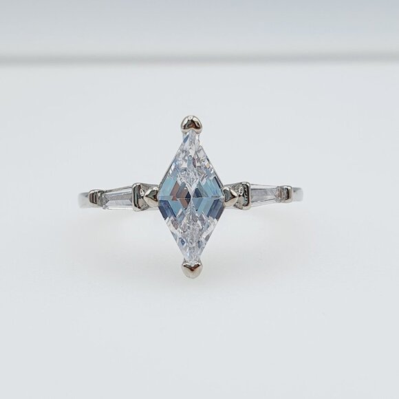 💞   925 Silver Plated Dainty CZ Crystal Ring for Women, FB16FA1136 - Picture 7 of 8